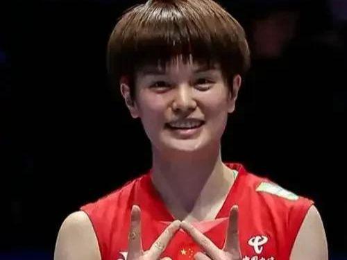 21先输一局 0：1不敌安洗莹 国羽1：0韩国PG麻将胡了网站入口苏迪曼杯决赛：王祉怡17：(图3)
